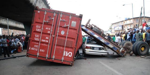 TRUCK COLLISION ON OJUELEGBA BRIDGE