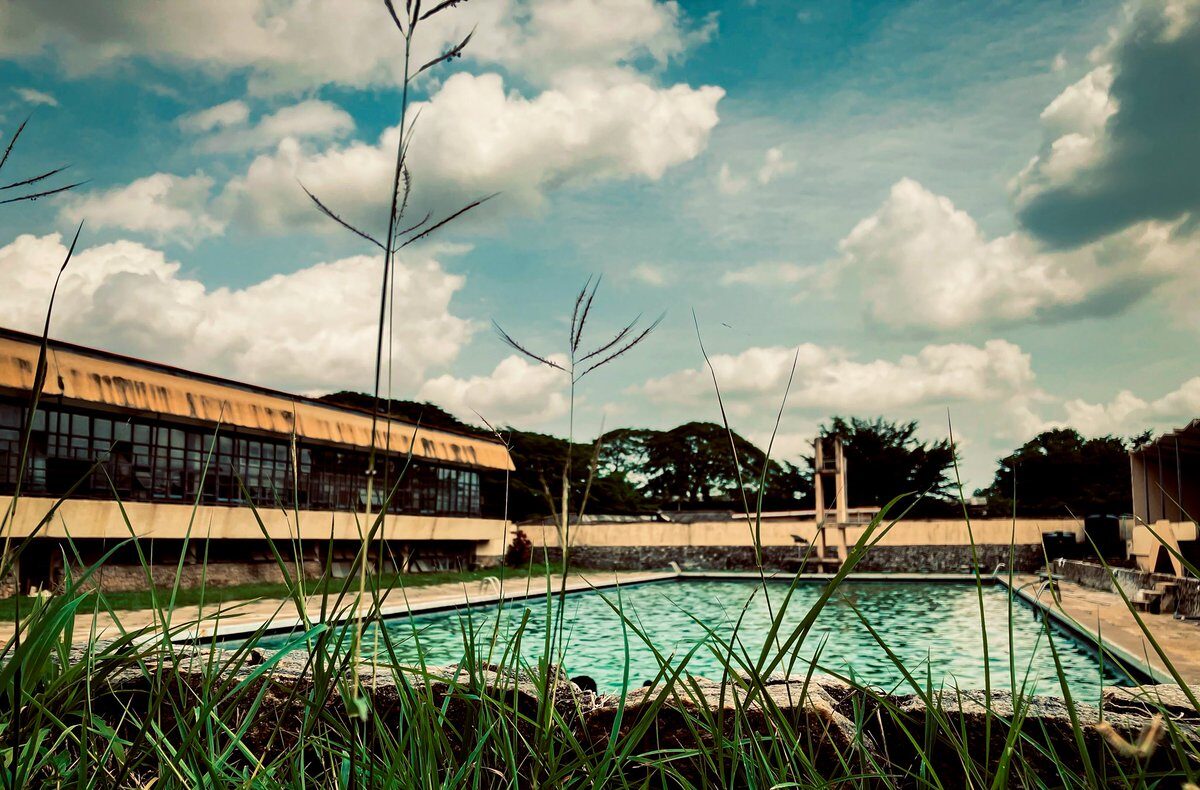 UI swimming pool