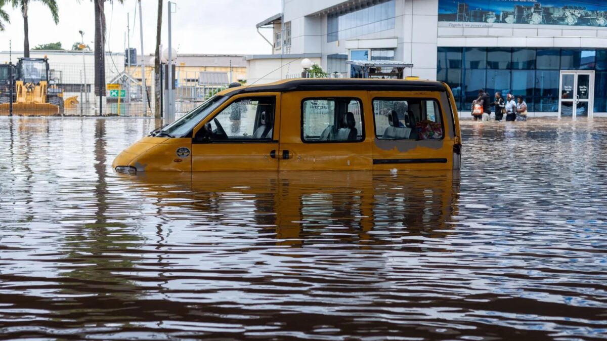 floods sweep communities in Ghana