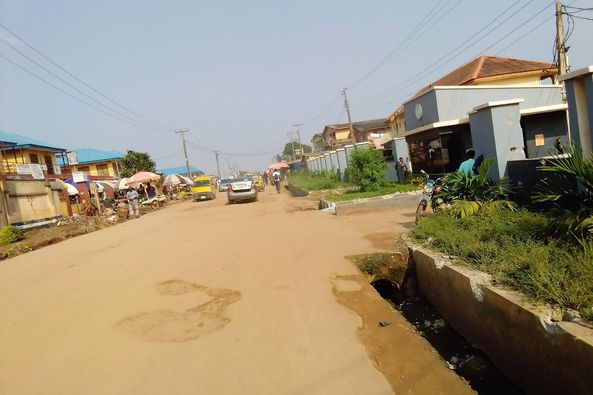 Igbogbo-Baiyeku Road in Ikorodu