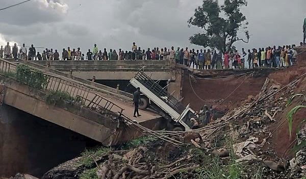 Collapsed Enugu-Port Harcourt bridge (Credit: PM News)