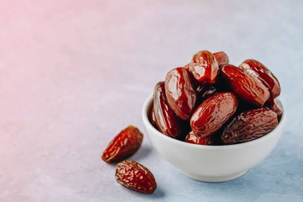 Dates fruit