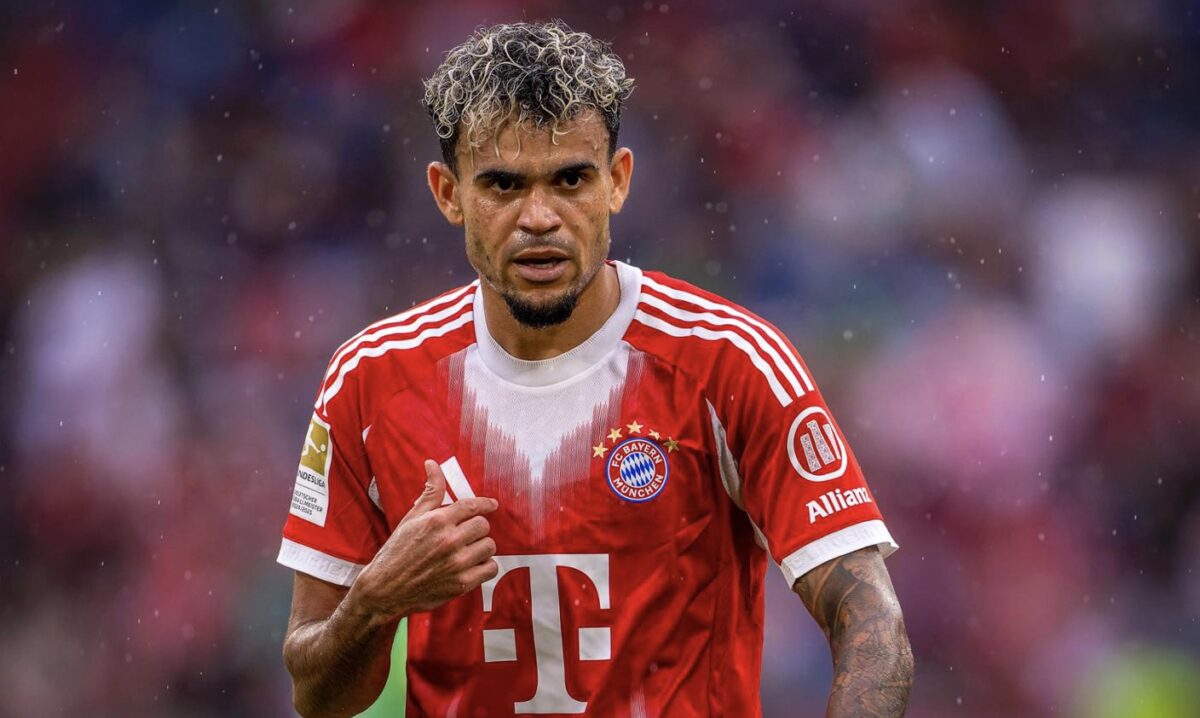 Luis Diaz in a Bayern Munich shirt