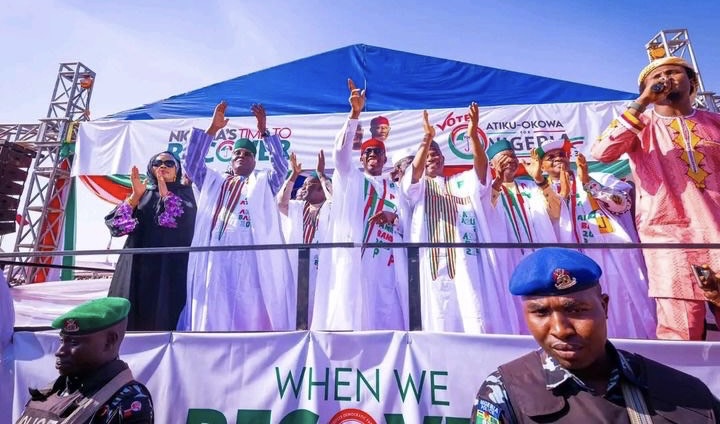 Atiku Abubakar at the party’s presidential campaign in Birnin-Kebbi