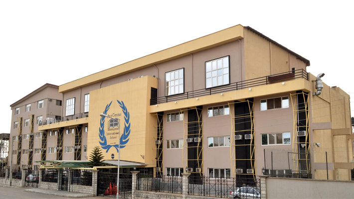 Avi-Cenna school