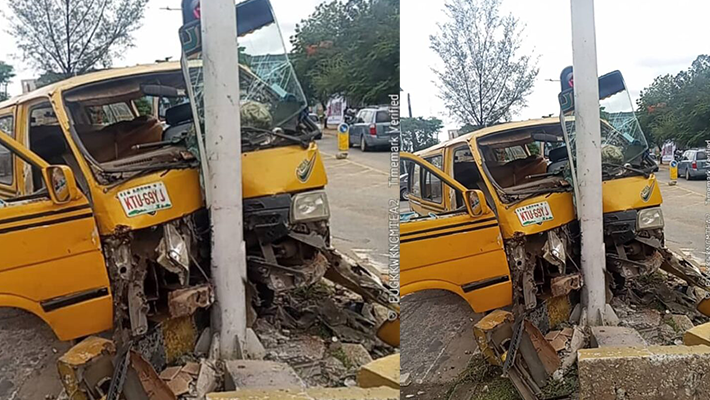 Bus rammed into street light