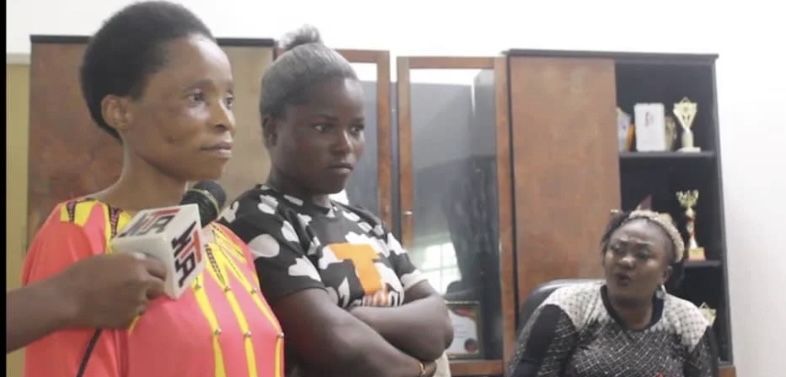 Arrested woman for attempting to sell her nine-year-old and seven-year-old sons