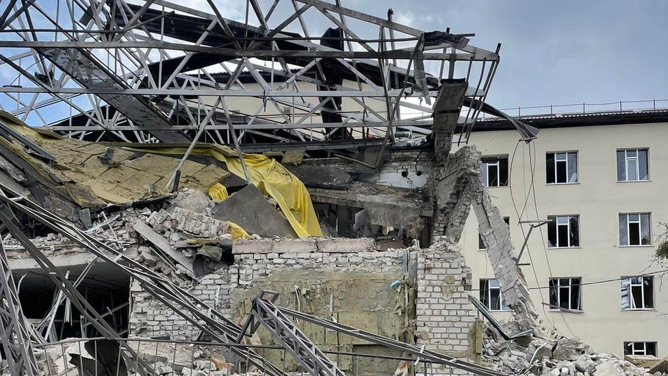 Russian attacks on Ukraine's health centres