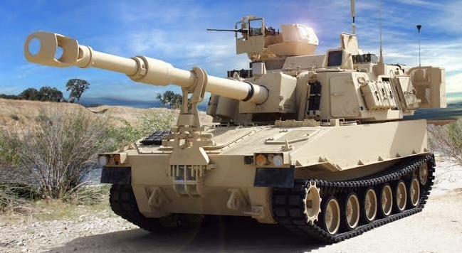 Self-propelled howitzers