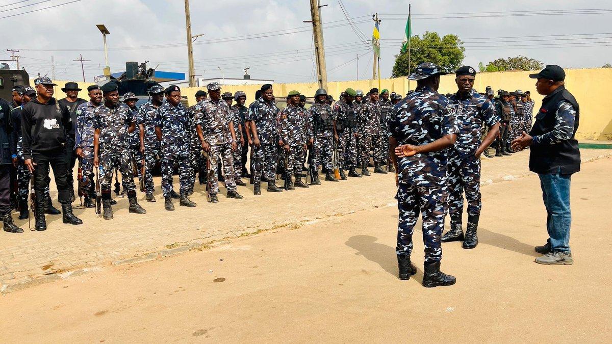 Cops in Edo