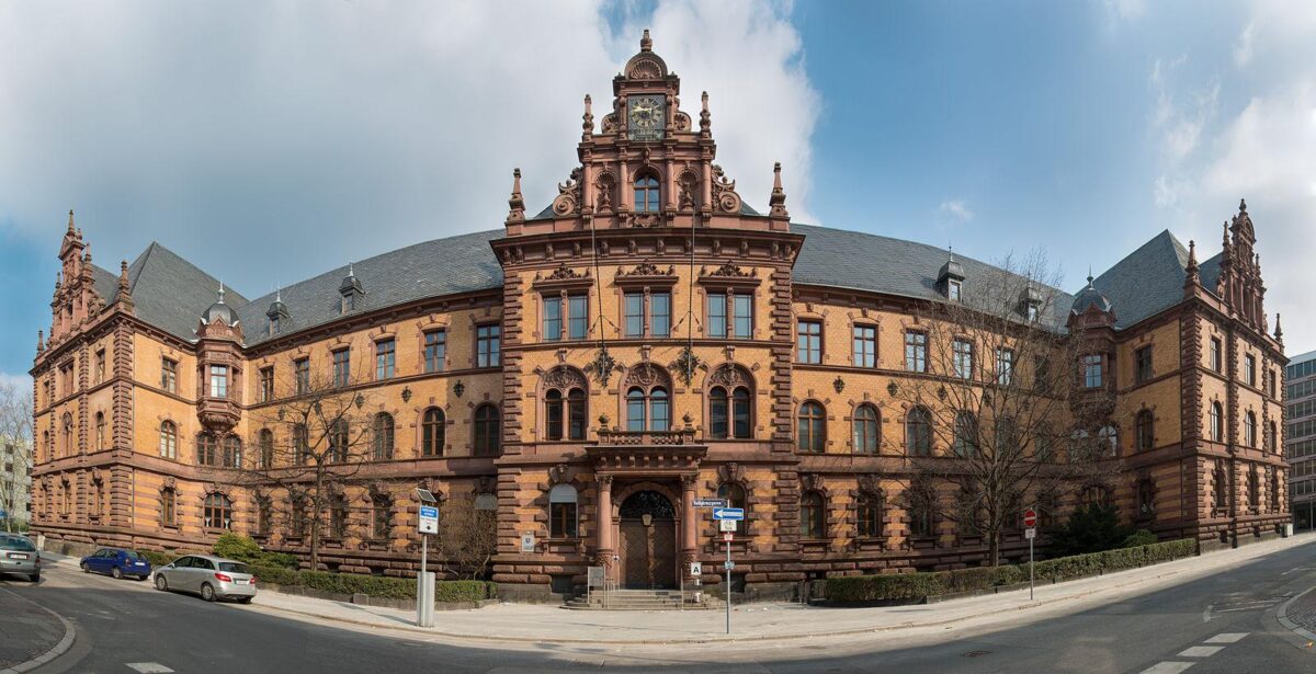 District Court of Frankfurt (Credit: Loquis)