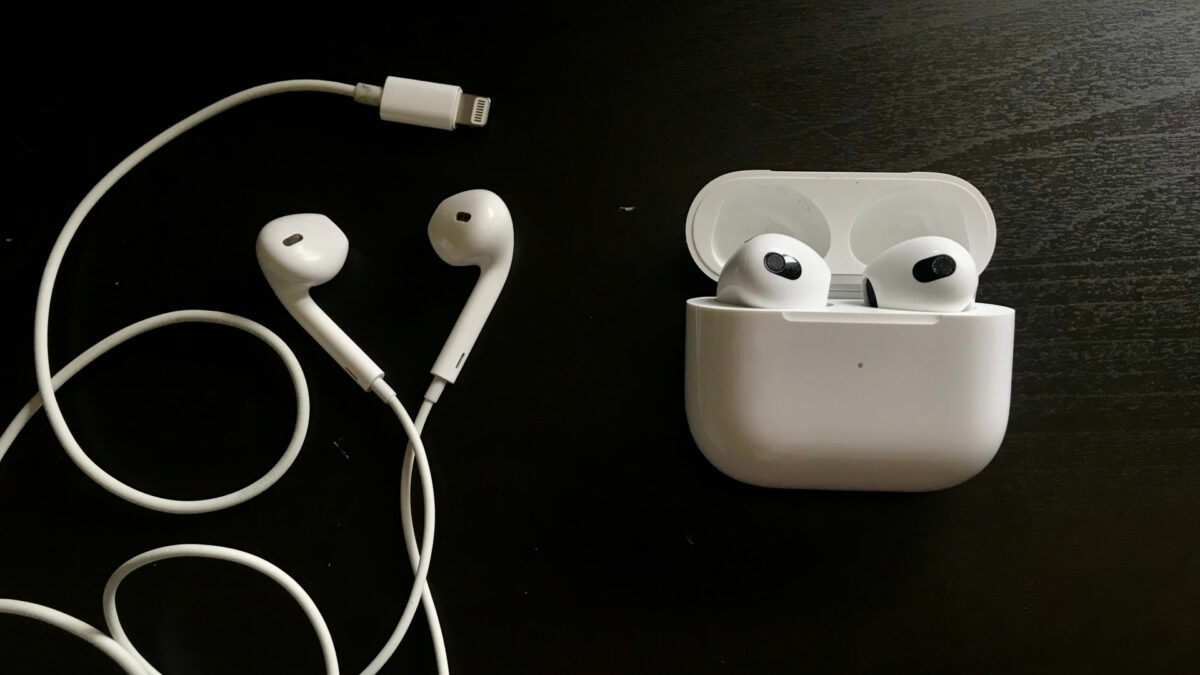 Earphone