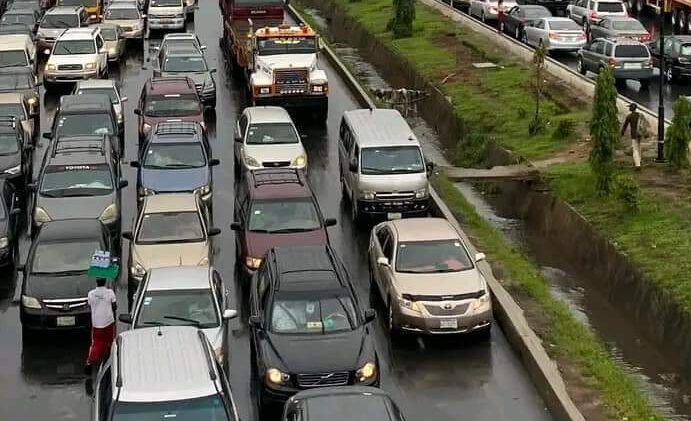 Kara Bridge gridlock
