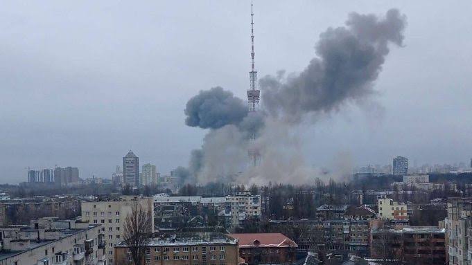 Air strikes on Kyiv