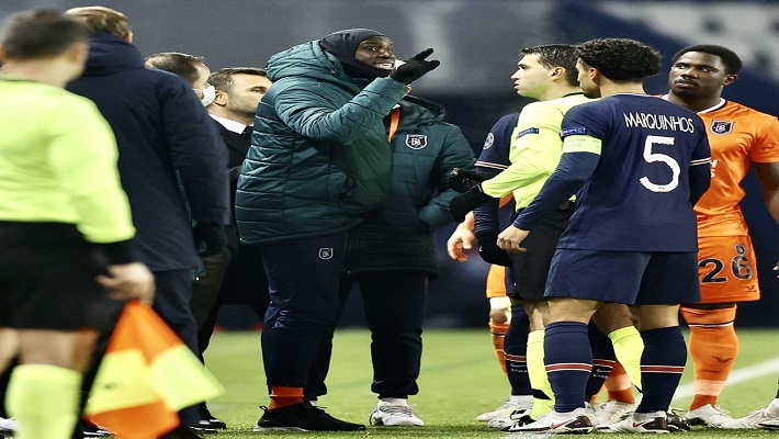 Demba Ba confronting officials