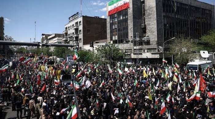Mourners in Tehran