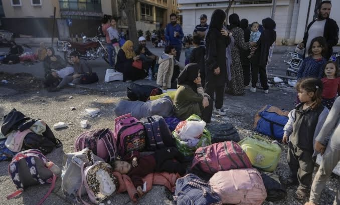 Beirut residents mourning