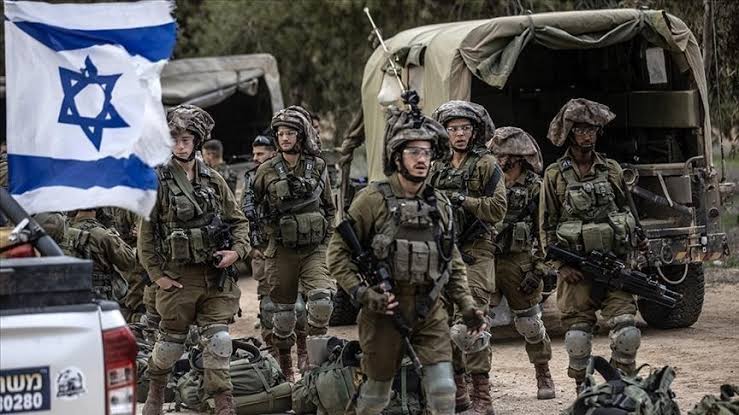 Israeli troops