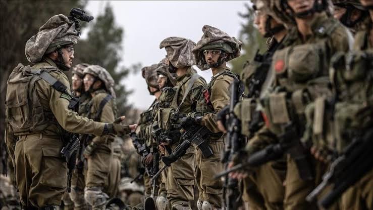 Israeli troops