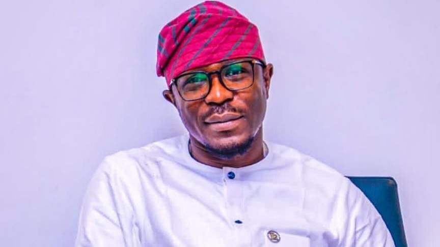 Adefisoye Tajudeen (Small Alhaji)