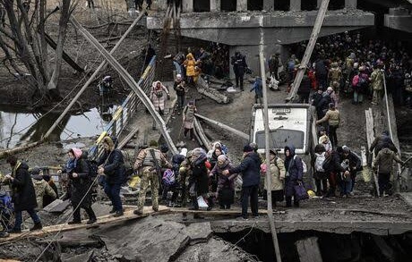 UKRAINIAN REFUGEES