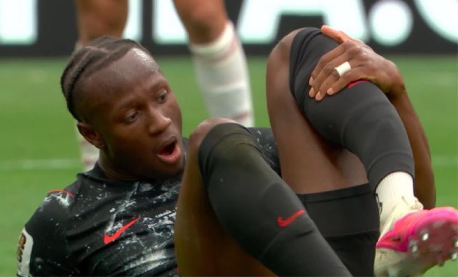 Canada’s Ismaël Koné to miss rest of 2026 World Cup after leg surgery