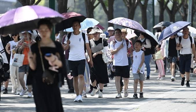 Chinese feeling heat