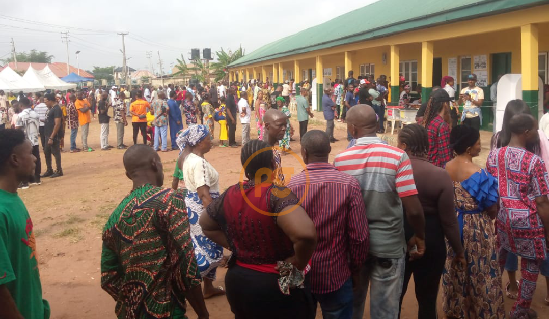9:26 am Ward 4 PU 001, Ika North East Owa Alero, large number of voters already present