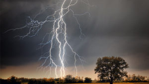 Lightning strike photo used to illustrate this story (Credit: Britannica)