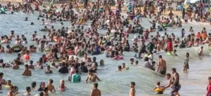 People cooling off during heatwave