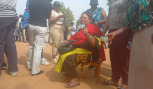 PU 184 Gwarimpa estate primary school, Abuja. Ms Ngadi, a voter and Peter Obi's supporter brought her kitchen stool and snacks to the polling unit. She says she will not leave until she casts her ballot.