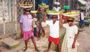 Photo of children hawking used to illustrate the story