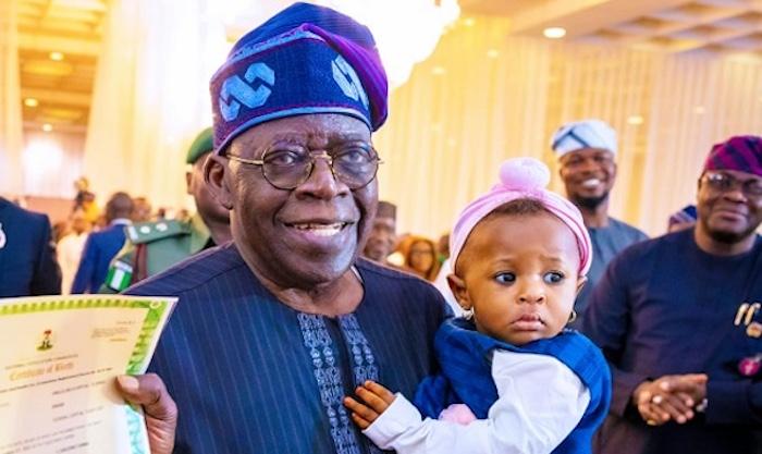 Tinubu with children