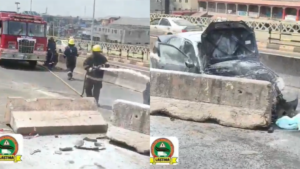 Accident involving a car on Jubilee Bridge