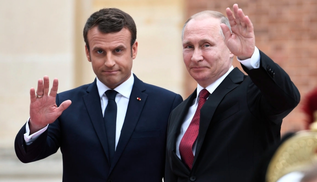 Macron and Puttin