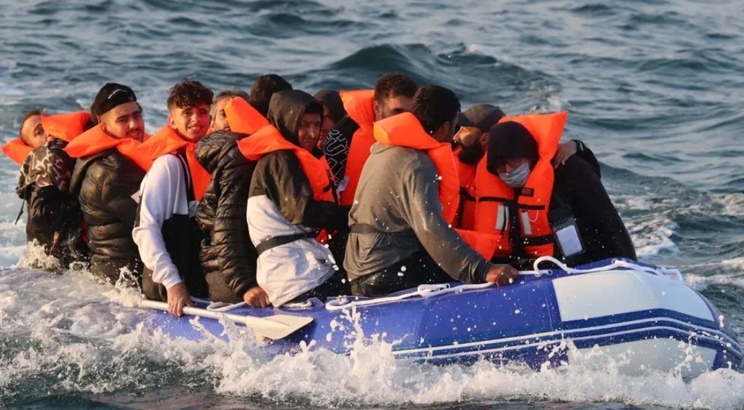 Illegal migrants crossing the Channel