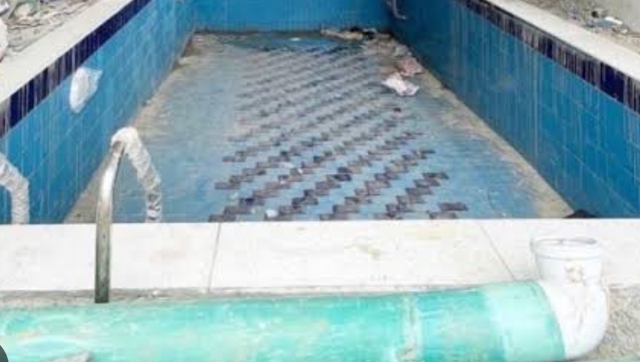 An abandoned pool used to illustrate this story (Credit: Facebook)