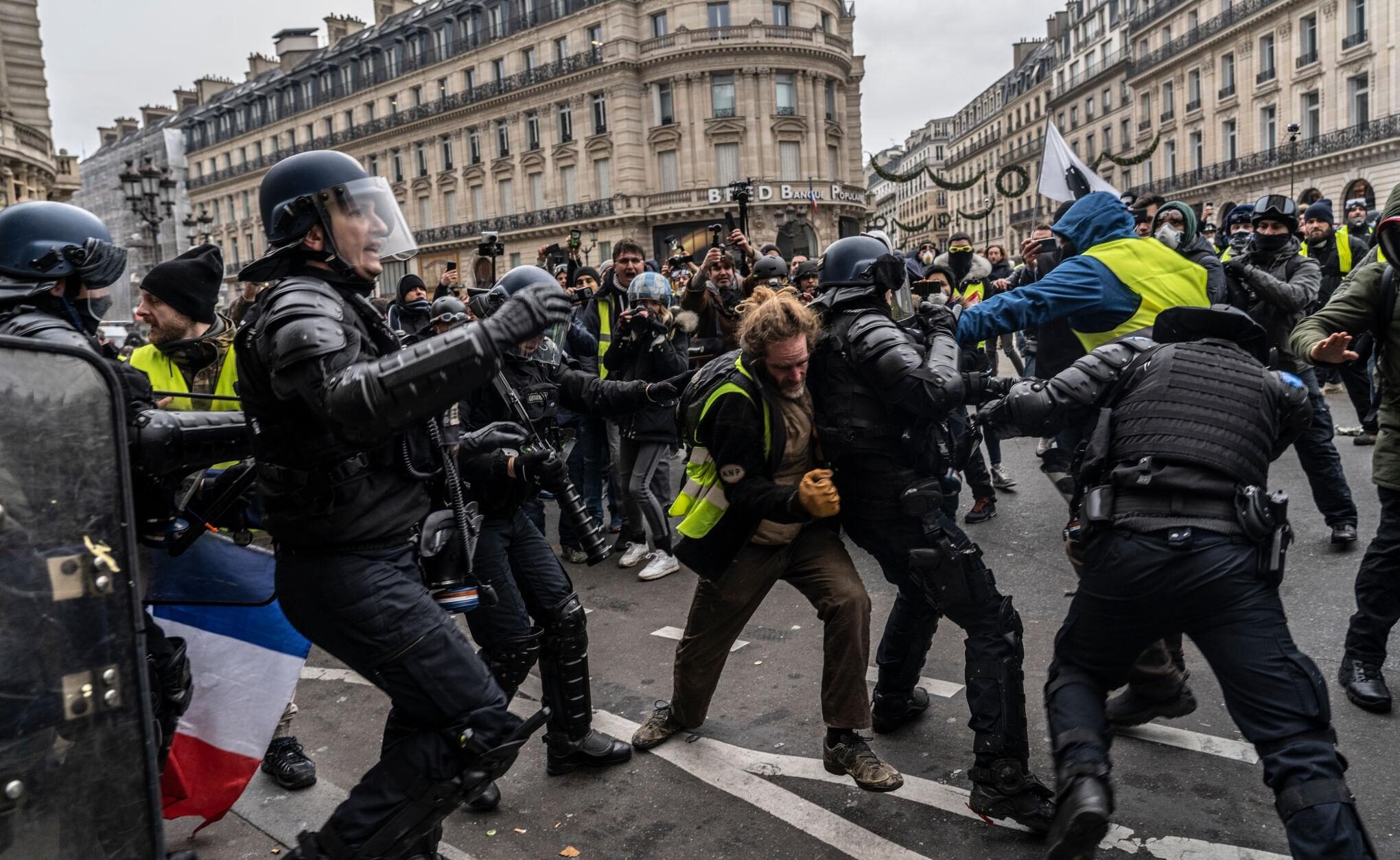 Yellow Vest protesters