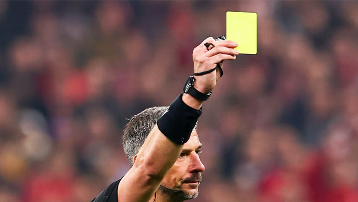 Player getting yellow card at Qatar World Cup