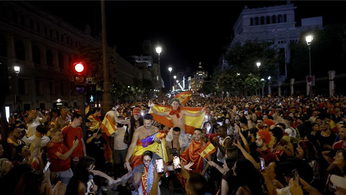 Spaniards celebrating