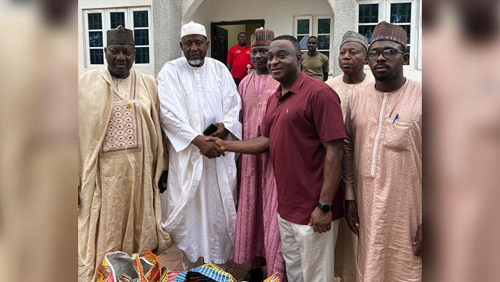 The Sokoto government donated N38.25 million and bags of grains to the families