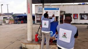 Sealed filling station