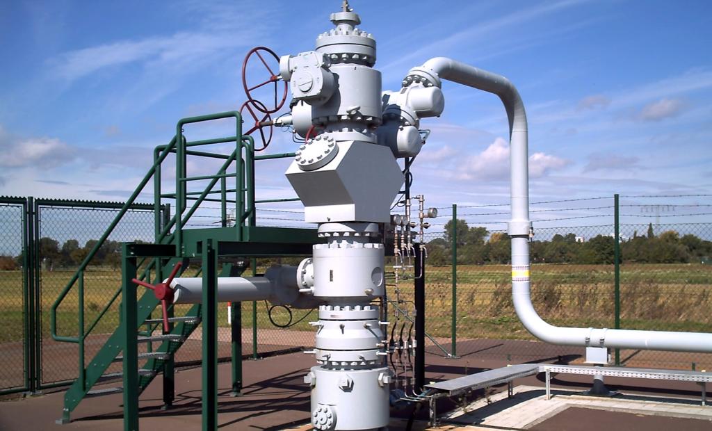 OIL WELLHEADS