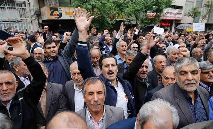 Iran workers