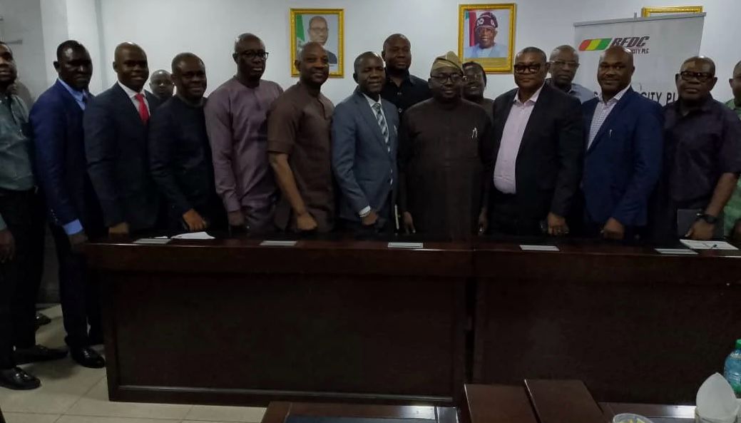 Minister of power Bayo Adelabu and Benin DisCos staff (Credit: Bayo Adelabu)