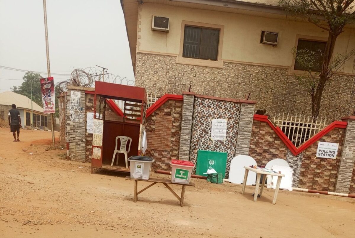 Polling unit