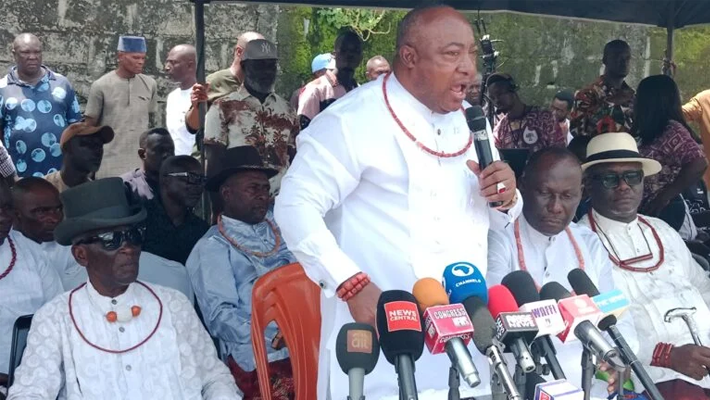 Godspower Gbenekama speaking at the news conference in Ogbe-Ijoh, Warri South LGA, Delta