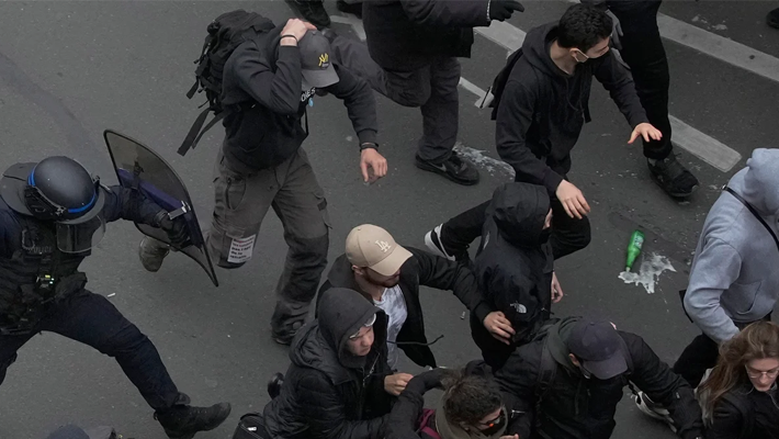 Police clash with protesters in France