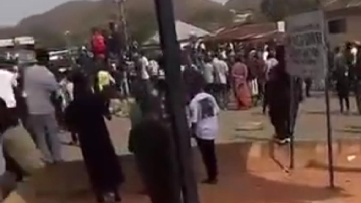Protesters defy Plateau governor’s curfew