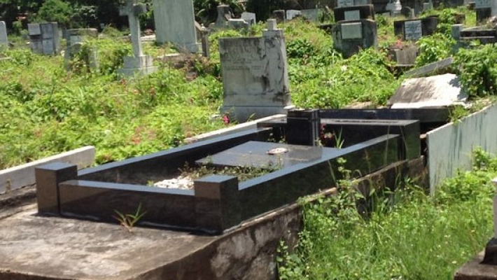 GRAVE